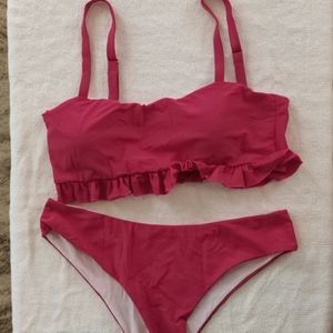 NWOT Pink ruffle 2 piece swimsuit